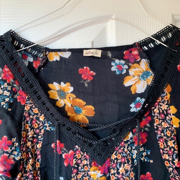 Hollister black floral boho blouse tassels size S - Picture 6 of 8